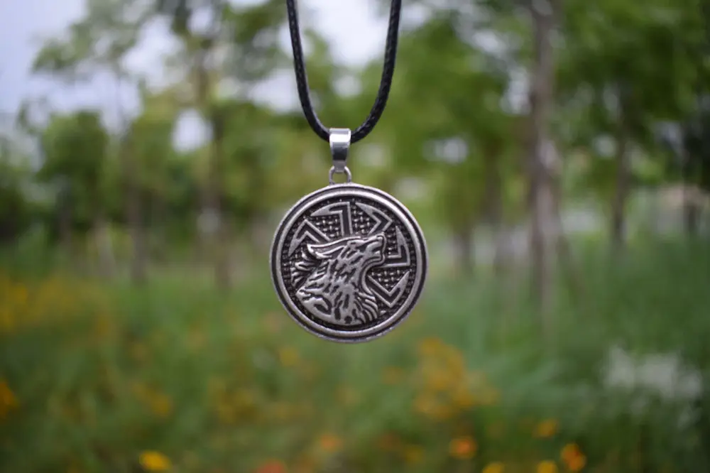 1 шт. славянский гигантский Wolf подвеска Коловрат амулет и талисман SanLan|pendant