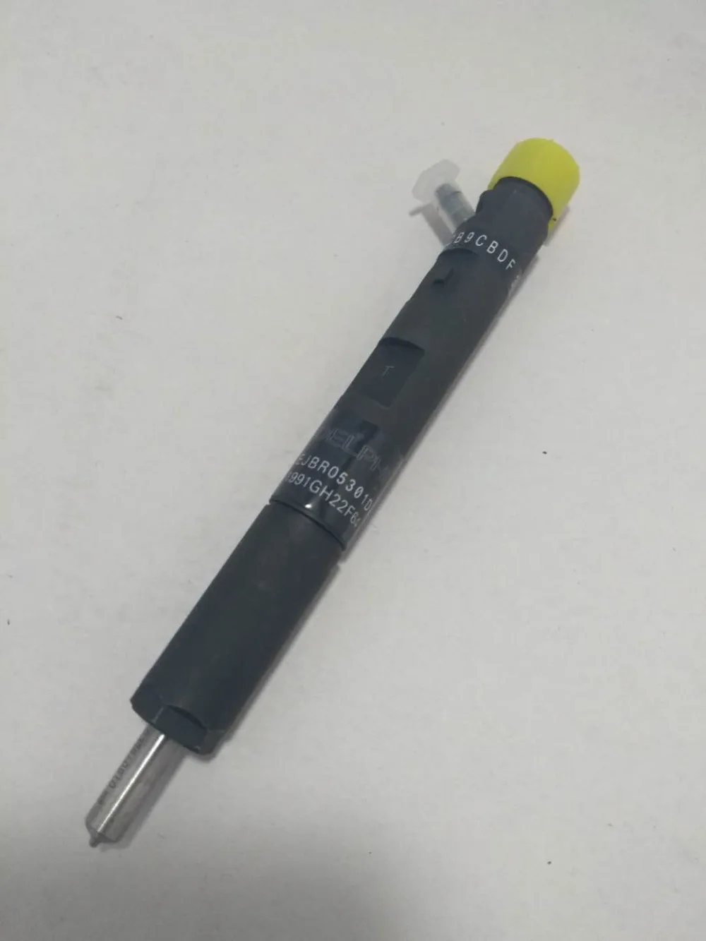 

4 PCS Genuine New common rail injector EJBR05301D / R05301D,F5000-1112000 for Yuchai