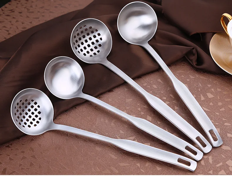 1PC Stainless Steel Spoon Colander Soup Ladle Long Handle Skimmer Spoons Strainer Filter Kitchen Utensils Cooking PL 006 | Дом и сад