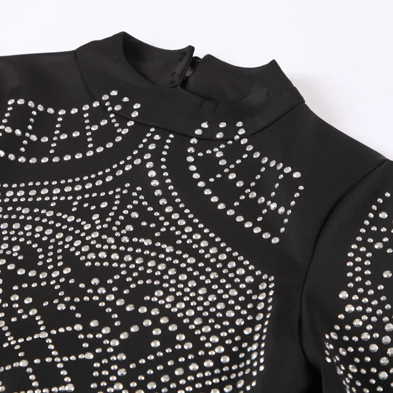 Модное сексуальное облегающее платье с высоким горлом и геометрическим узором