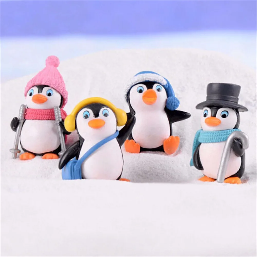 

4pcs Winter Penguin Family Miniature Figurine Animal Miniatures Figurine Resin Craft Bonsai Pots Fairy Garden Ornament