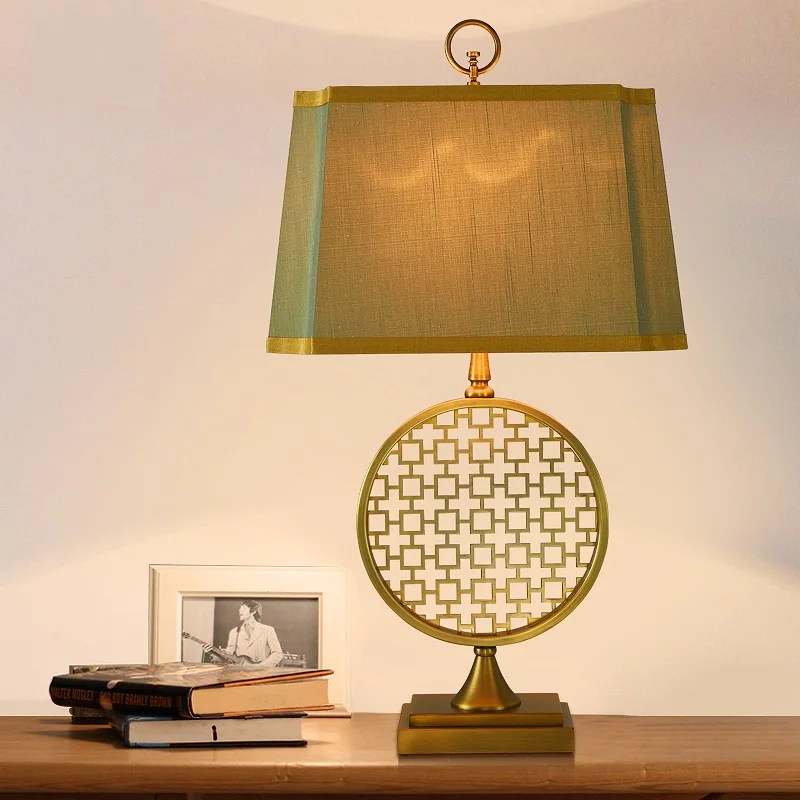 

Китайские классические настольные лампы, креативная модель, дизайнерская и креативная личность арендатора, железная декоративная настоль...