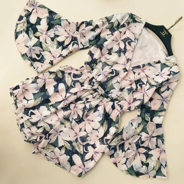 Богемные женские комбинезоны 2018 новые летние с коротким рукавом сексуальные v