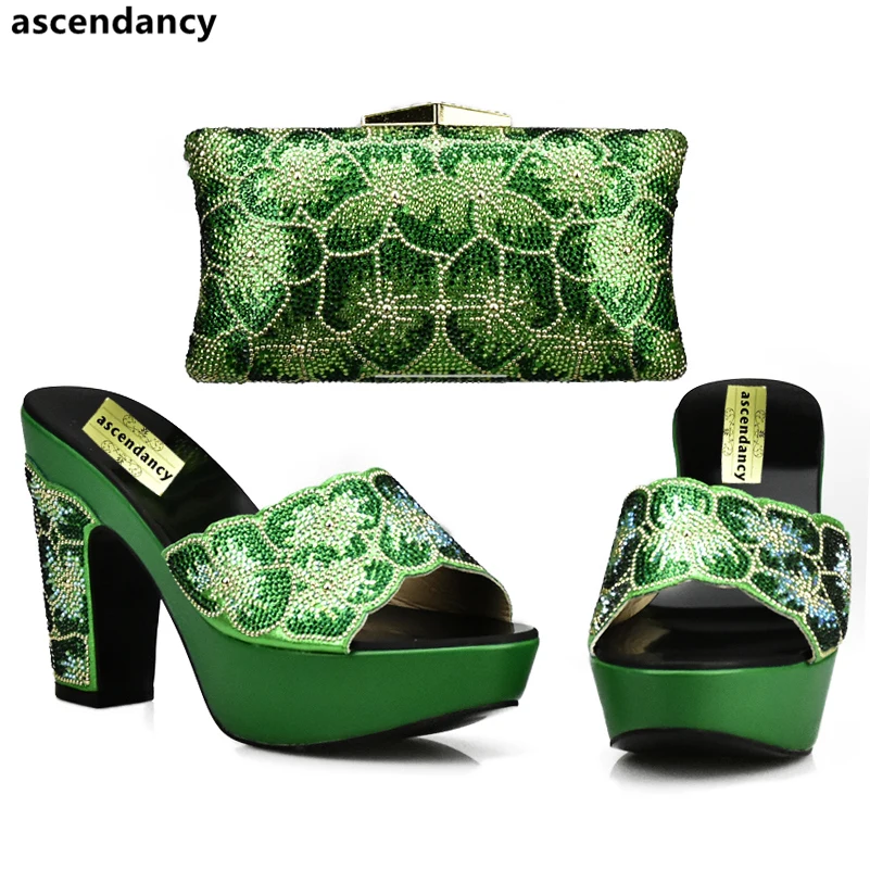 Фото Новейший комплект из обуви и сумки зеленого цвета в нигерийском стиле Комплект