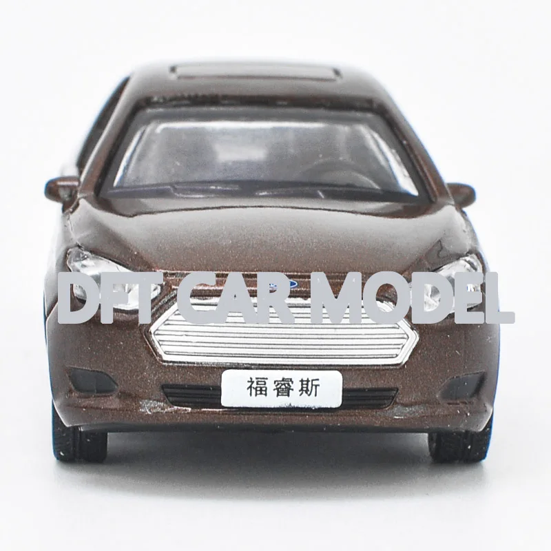 Модель спортивного автомобиля 1:43 из сплава авторизованные оригинальные