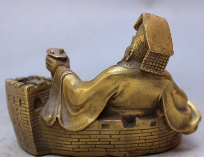 Песня voge Gem S4985 китайский латунный Happy Qin Shi Huang Hold Cup Overlie Great Wall Statue пепельница|ashtray