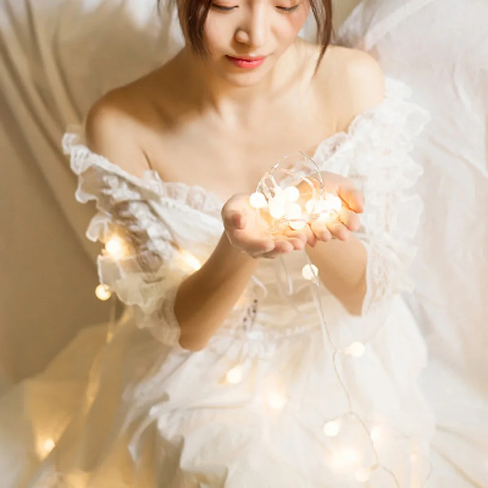 

20 LED String Fairy Lights Plastic Globe Festoon Led Lights Decoration Wedding Christmas Party Garlands Battery Nightlight 2.5M