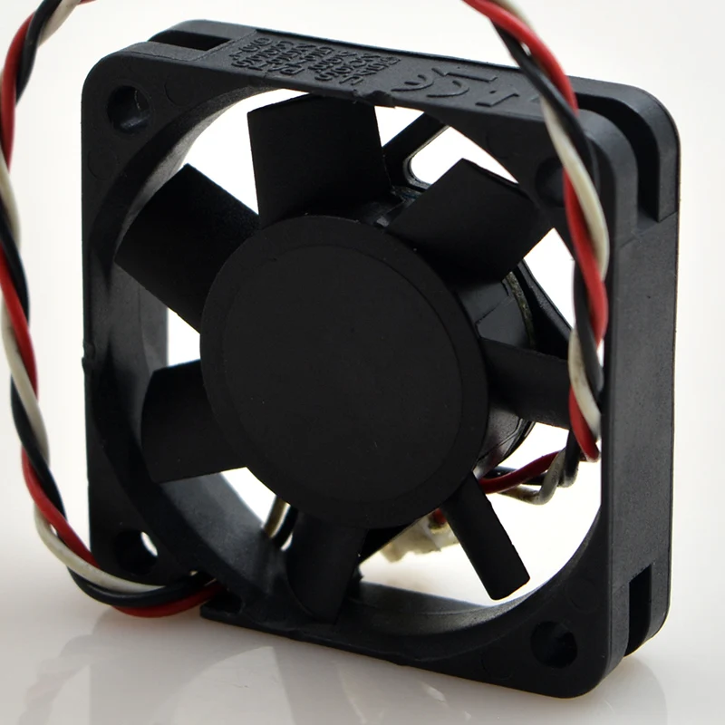 

Original SUNON KDE2404PFV3 24V 0.9W 4010 4CM 40 * 40 * 10MM 3-wire mute inverter fan
