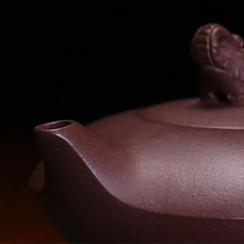 

180ML elephant yixing tea pot handmade zisha teapot purple clay kettle suit Tie Gaunyin Black puer tea
