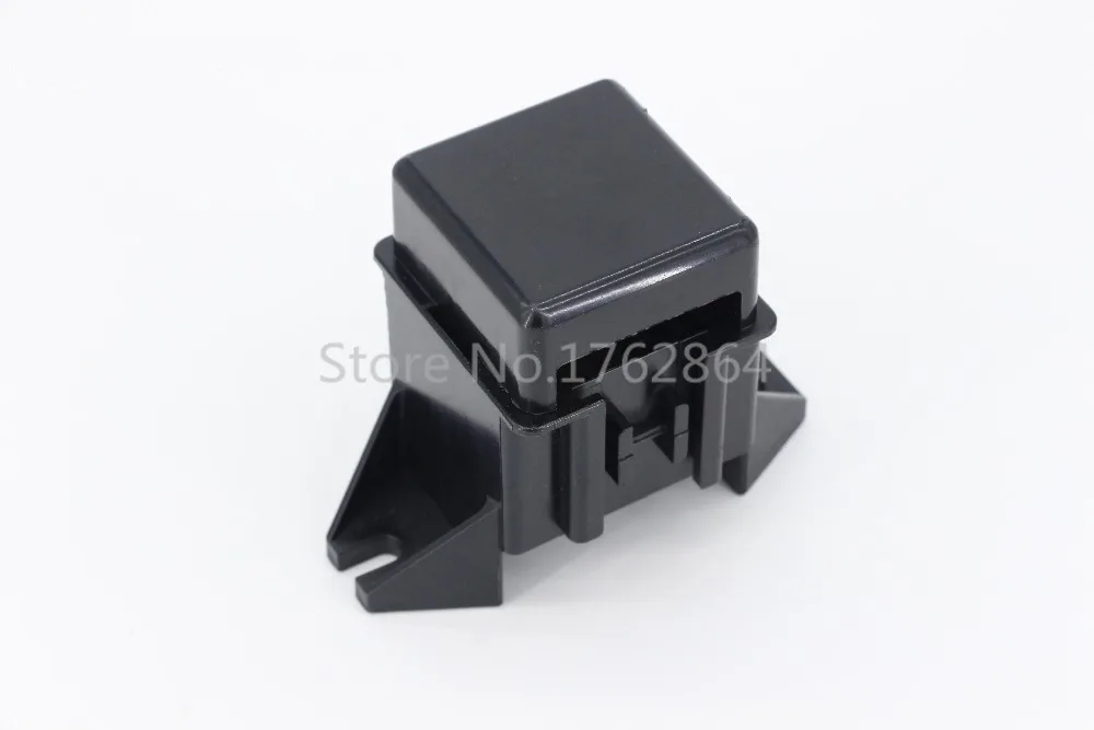 6-позиционный автомобильный аккумулятор с клеммами пылезащитный блок