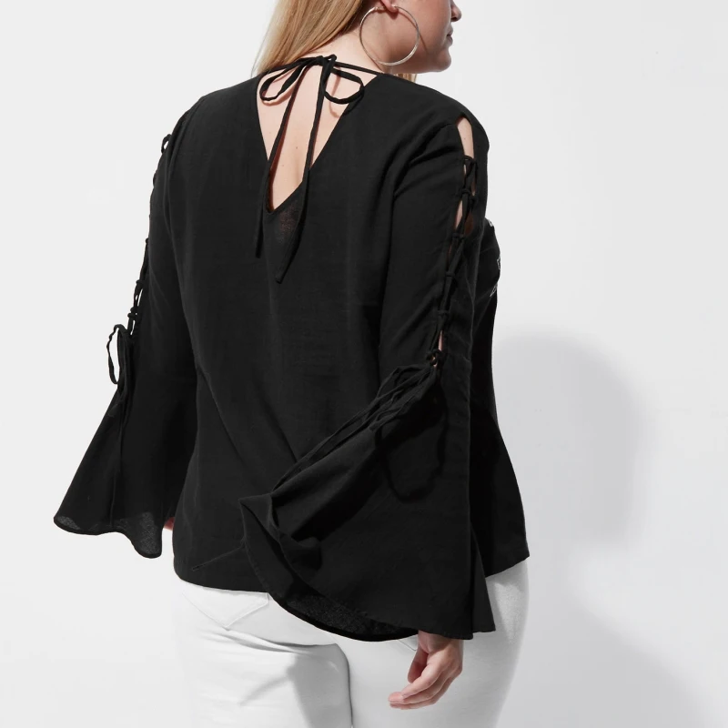 Футболка женская с цветочным принтом V образным вырезом и расклешенными