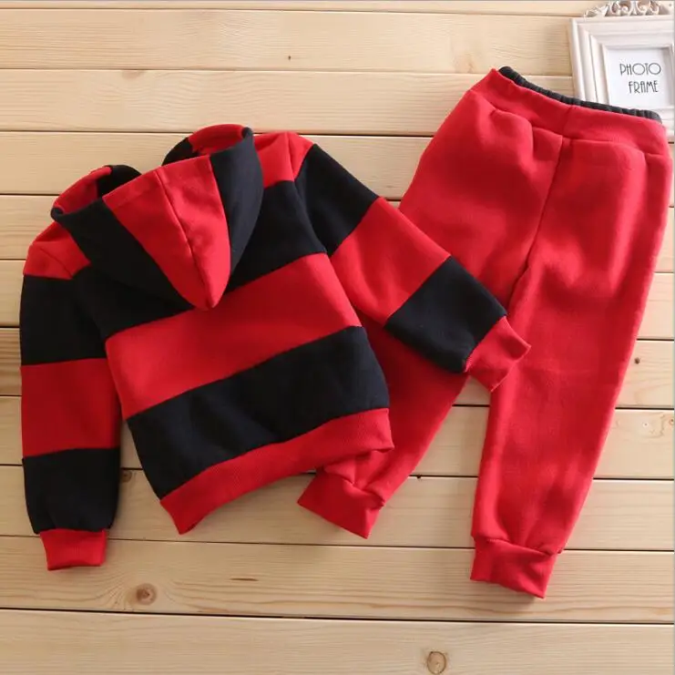 Импортные товары Детские осенне-зимние костюмы европейский и американский стиль