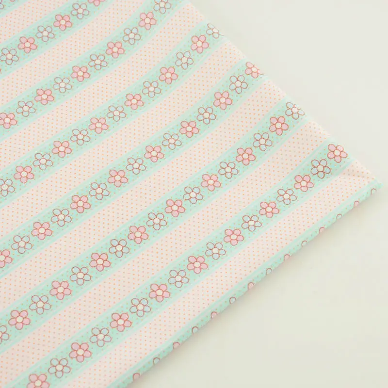 Вырезан цветы и точек в полоску Дизайн светло розовый хлопок Ткань Лоскутная