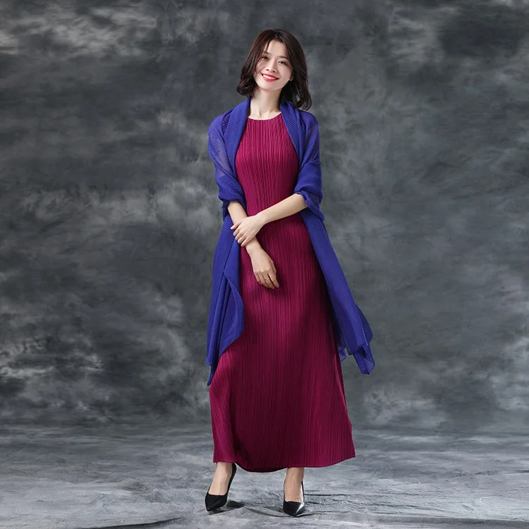 

Miyake Pleats Scarf Fashion Scarf