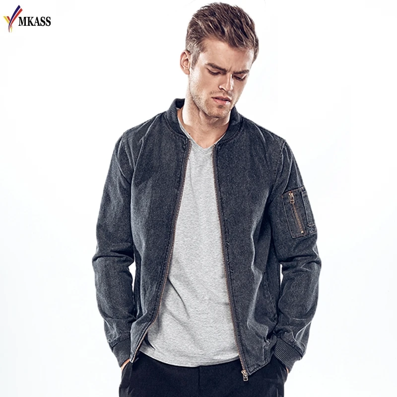 

Coats & Jackets