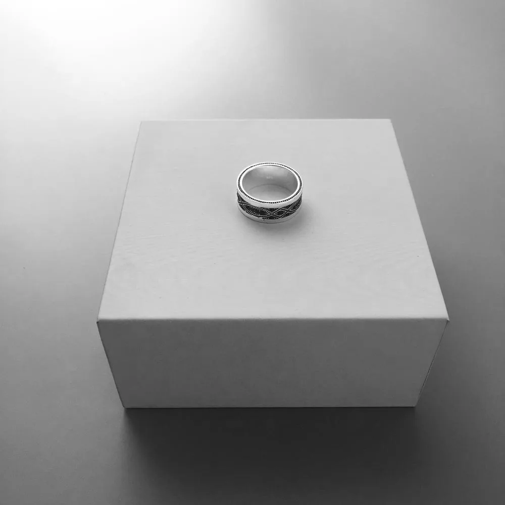 Обручальные кольца золотистого цвета с сердечком кольцо из стерлингового