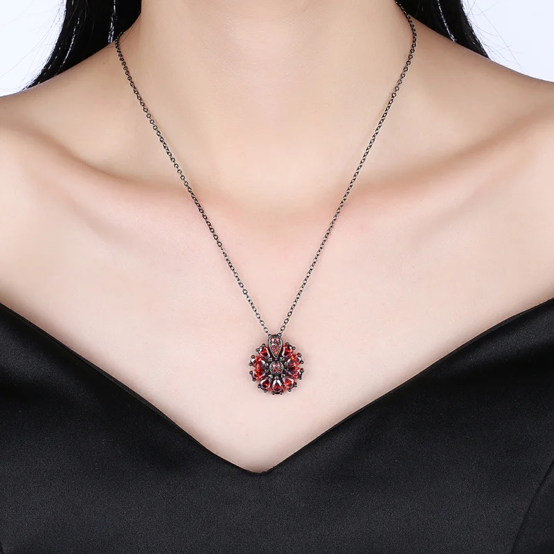 

Vintage Pendant Necklace For Women 2021 Black Gun Plated Red Zircon Pendants P2038