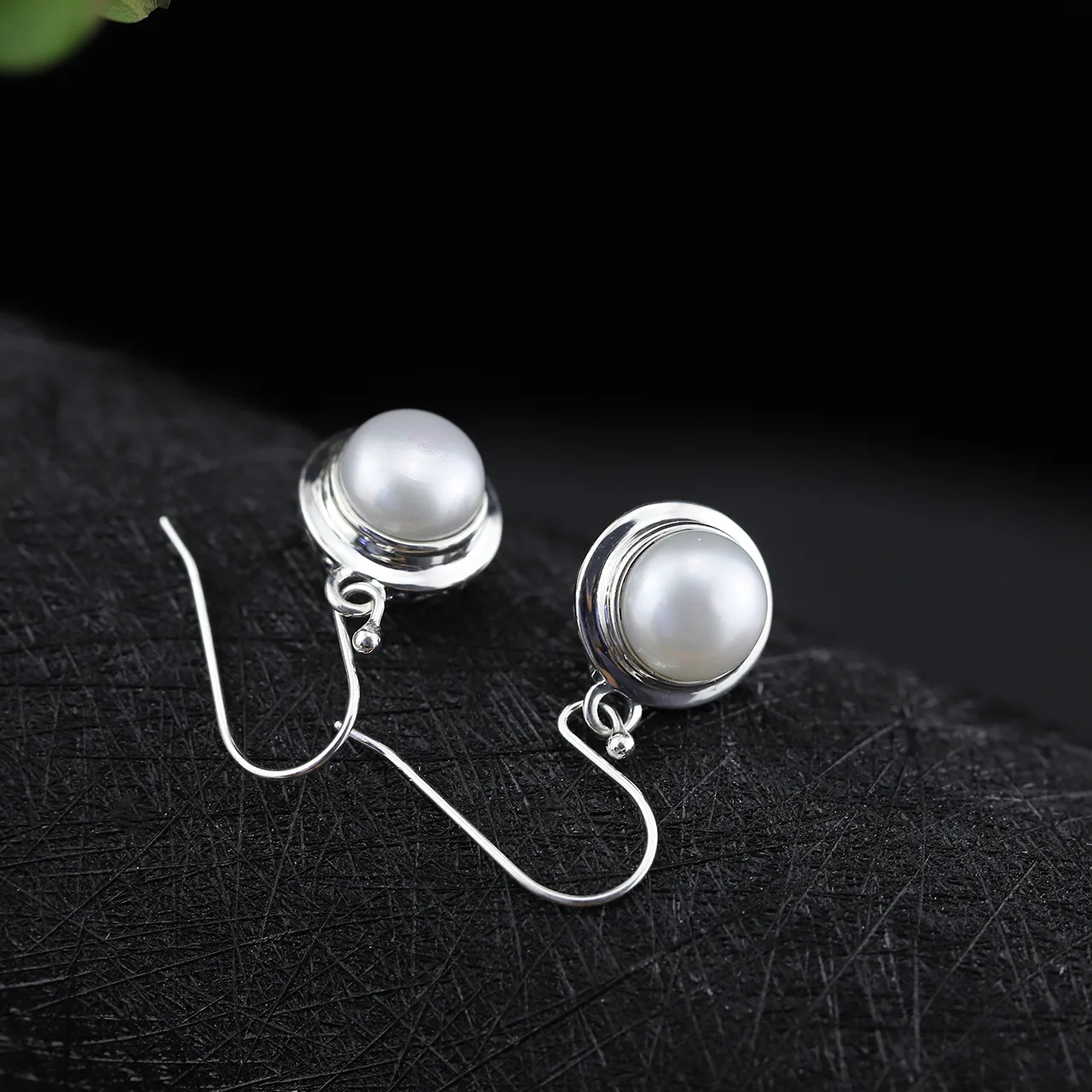 

Character Silver Product New Pearl Hollow Out Women's Sweet Summer Relaxed Joker Style Style S925 Eardrop