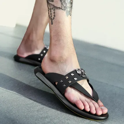 Новинка 2017 г. мужчин флип-флоп сандалии с заклепками повседневная обувь на