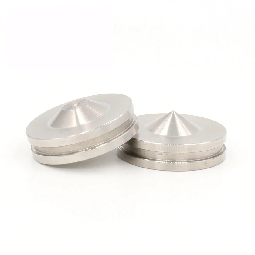 Один комплект из нержавеющей стали динамик Спайк изоляция ноги коническая