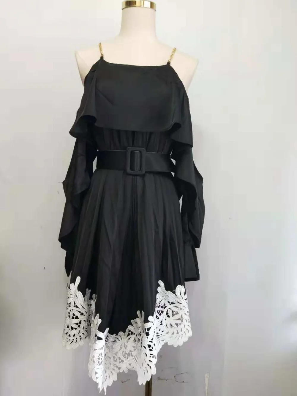 

New Self Portrait Dress Sexy Metal Strap Holiday Beach Dresses Women Ruffles Pleated Party Belt Lace Patchwork Vestido High End