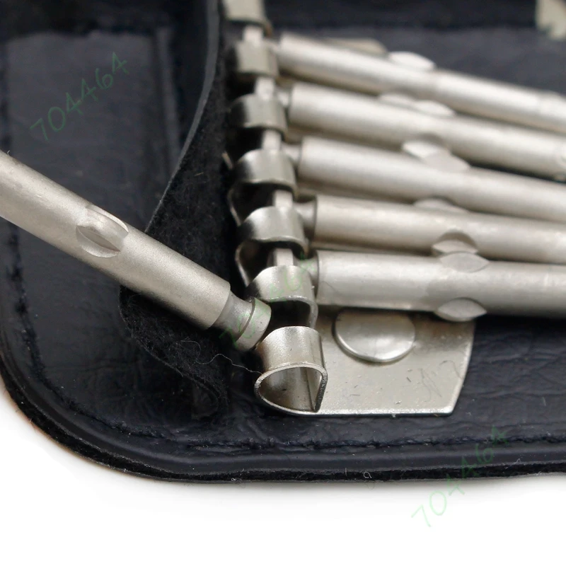 Ремонтный набор инструментов для iPhone Apple со съемной ручкой и насадками Phillips, Flat, Pentacle и Torx с поворотной головкой.