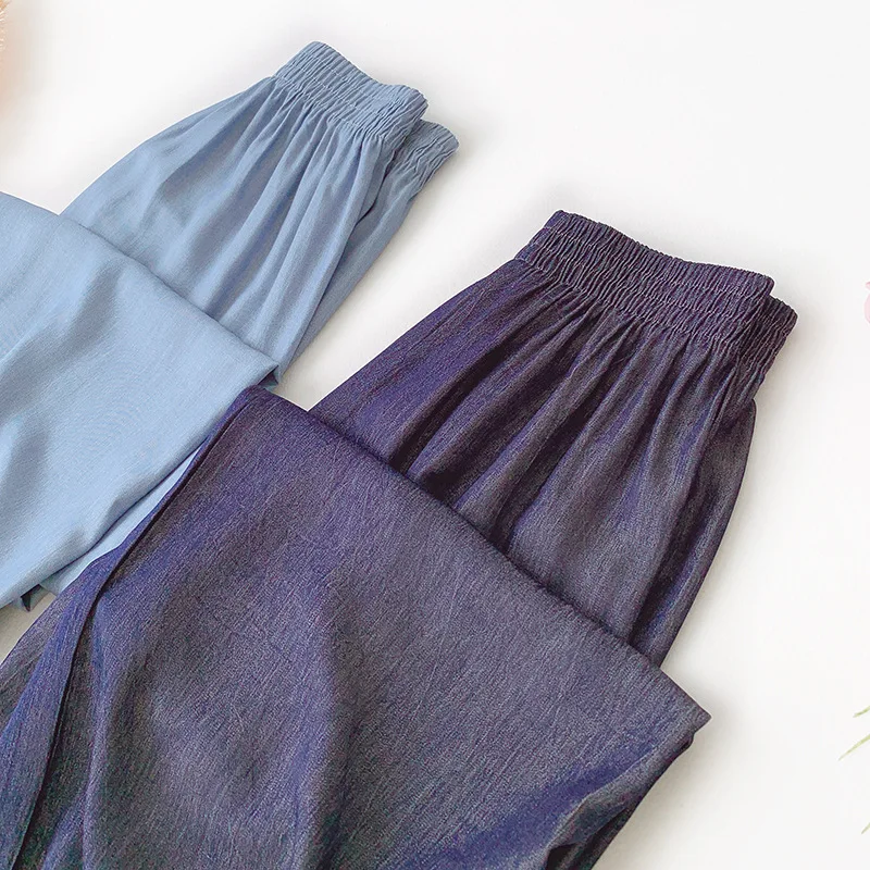 Женские широкие брюки из денима с драпировкой и эластичной резинкой на талии