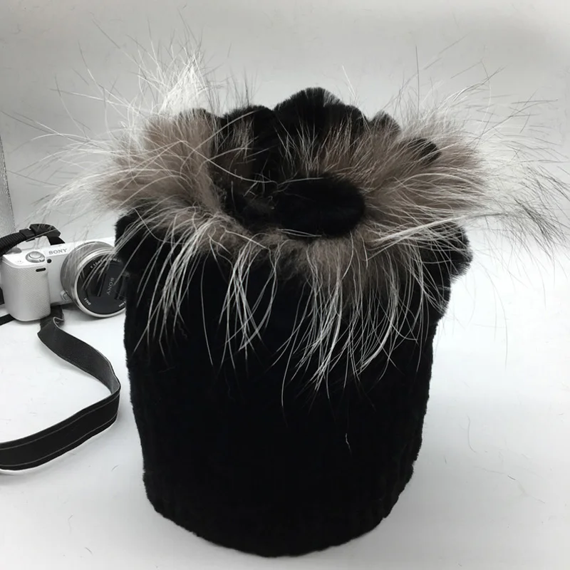 Модная меховая шапка для девушек женская зимняя из натурального меха кролика