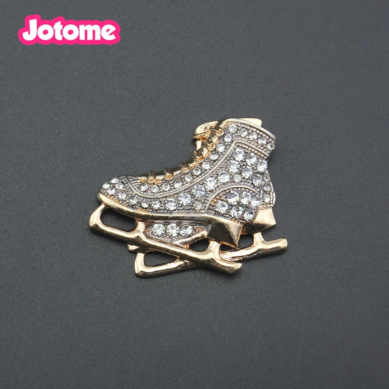 

10/20/50pcs/lot fashion Gold plated Rhinestone Shining Ice Skating Shoes decorative brooch pin