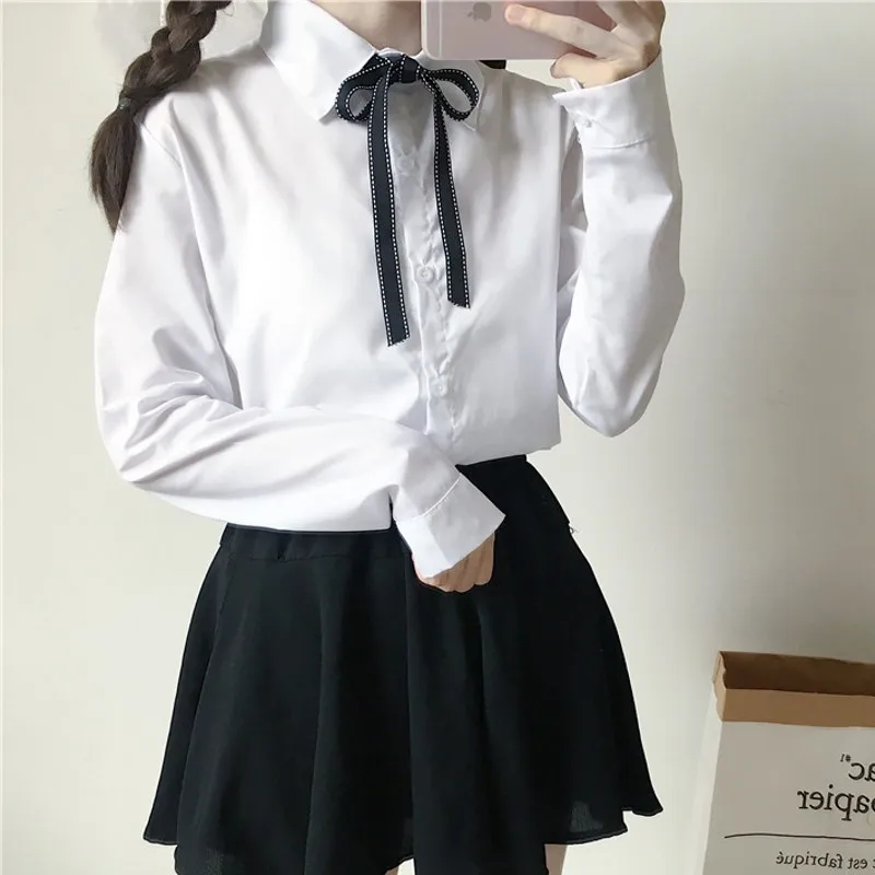 Женская блузка в горошек с бантом осенняя белая длинным рукавом и круглым