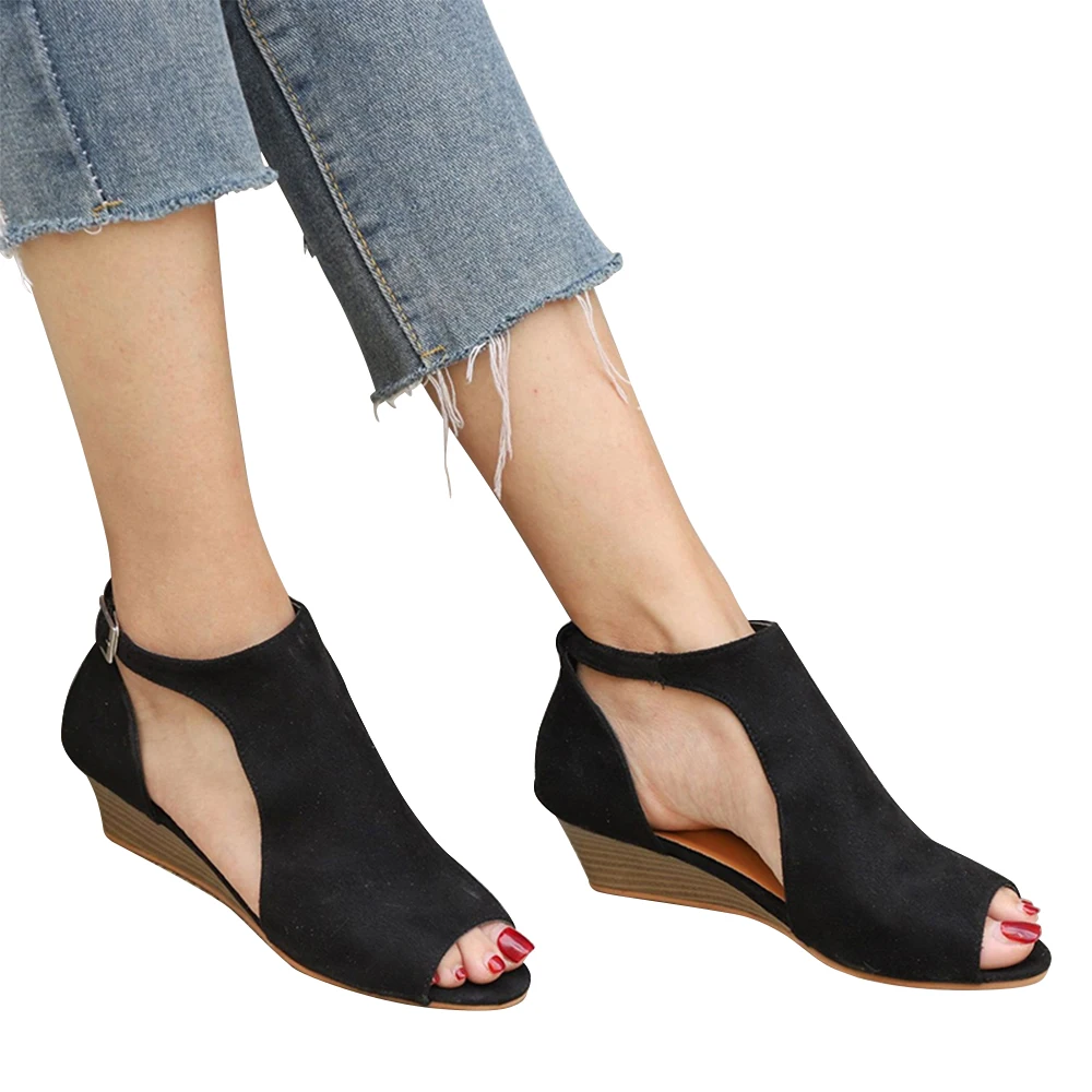 2019 женская обувь летние сандалии женские кожаные на танкетке с пряжкой Босоножки