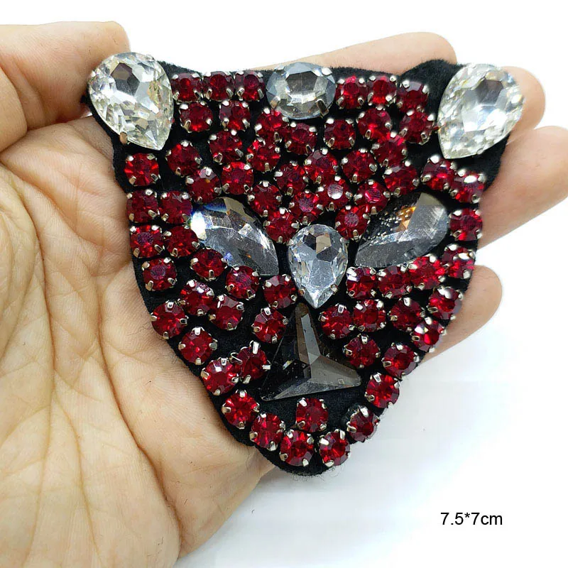 

1pc tiger handmade sequins beaded patches for clothing DIY rhinestone beaded Sew on patch Embroidery applique parche ropa