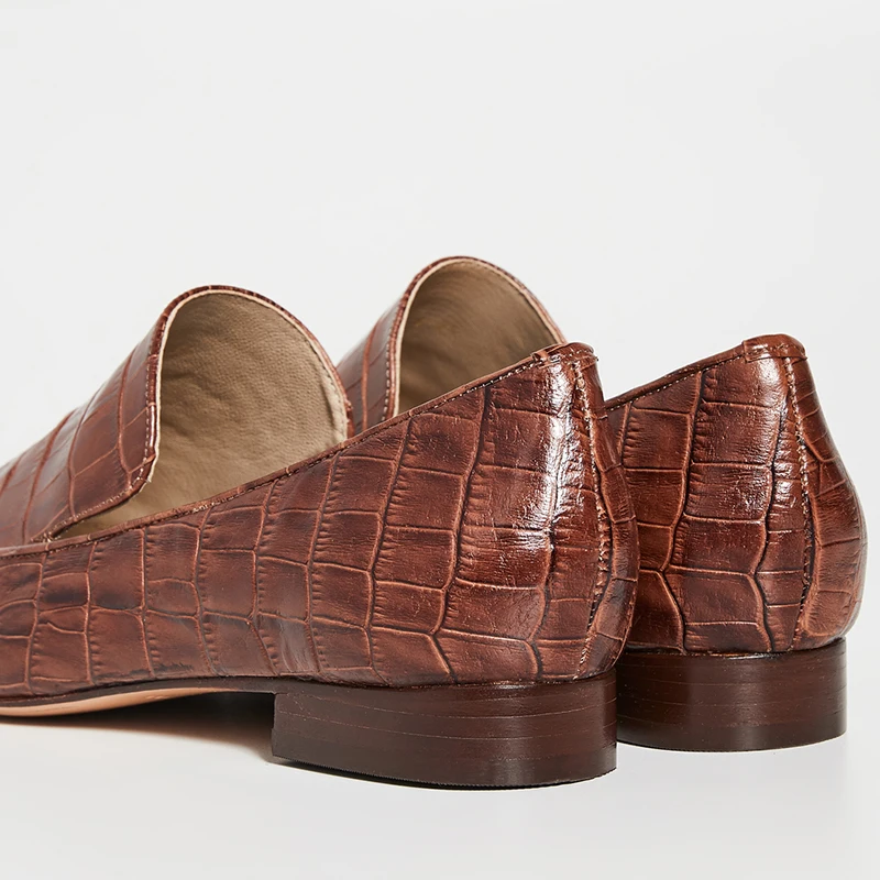 Коричневые туфли-оксфорды на низком массивном каблуке с квадратным носком и