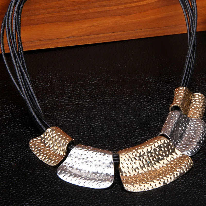 Женское массивное ожерелье чокер винтажное от известного бренда модные