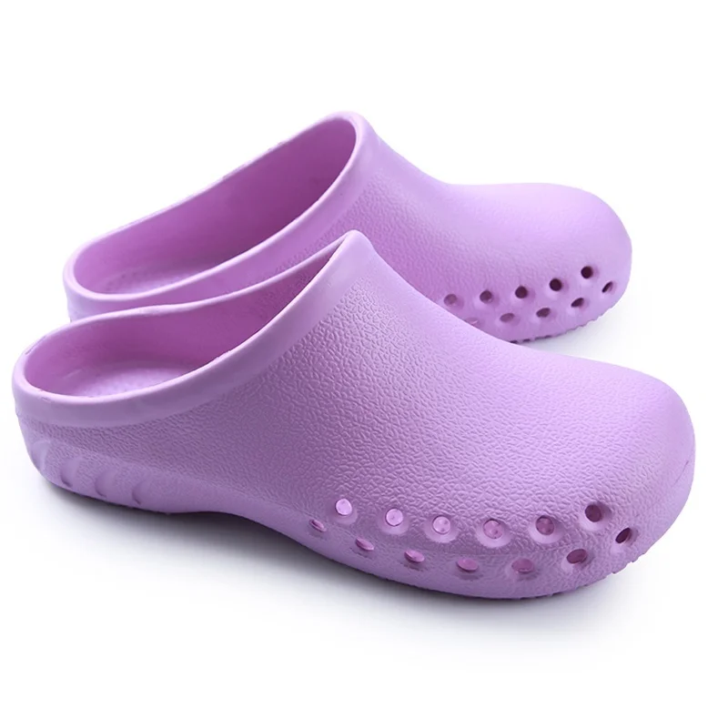 light purple Новые стильные медицинские доктора резиновые шлепанцы противоскользящая защитная обувь операционные лабораторные туфли рабочая обувь на плоской подошве - Цвет: light purple