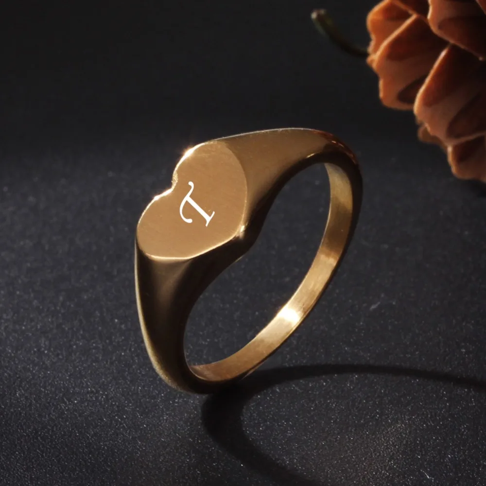 

Laser Engraved Alphabet A-Z Gold Color Small Heart Design Titanium Rings For Women Ladies Girlfriend Gift Special Customize Logo