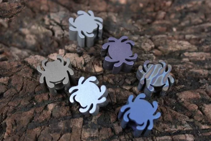 Бусы на веревочке титановая подвеска I Style Паук в виде руки ожерелье