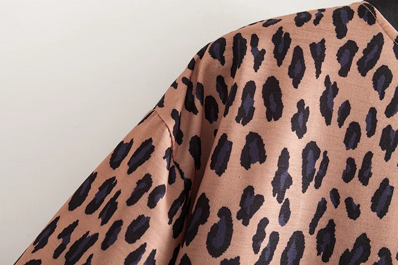 Плюс размер повседневная 2019 футболка верхняя одежда летняя женская модные