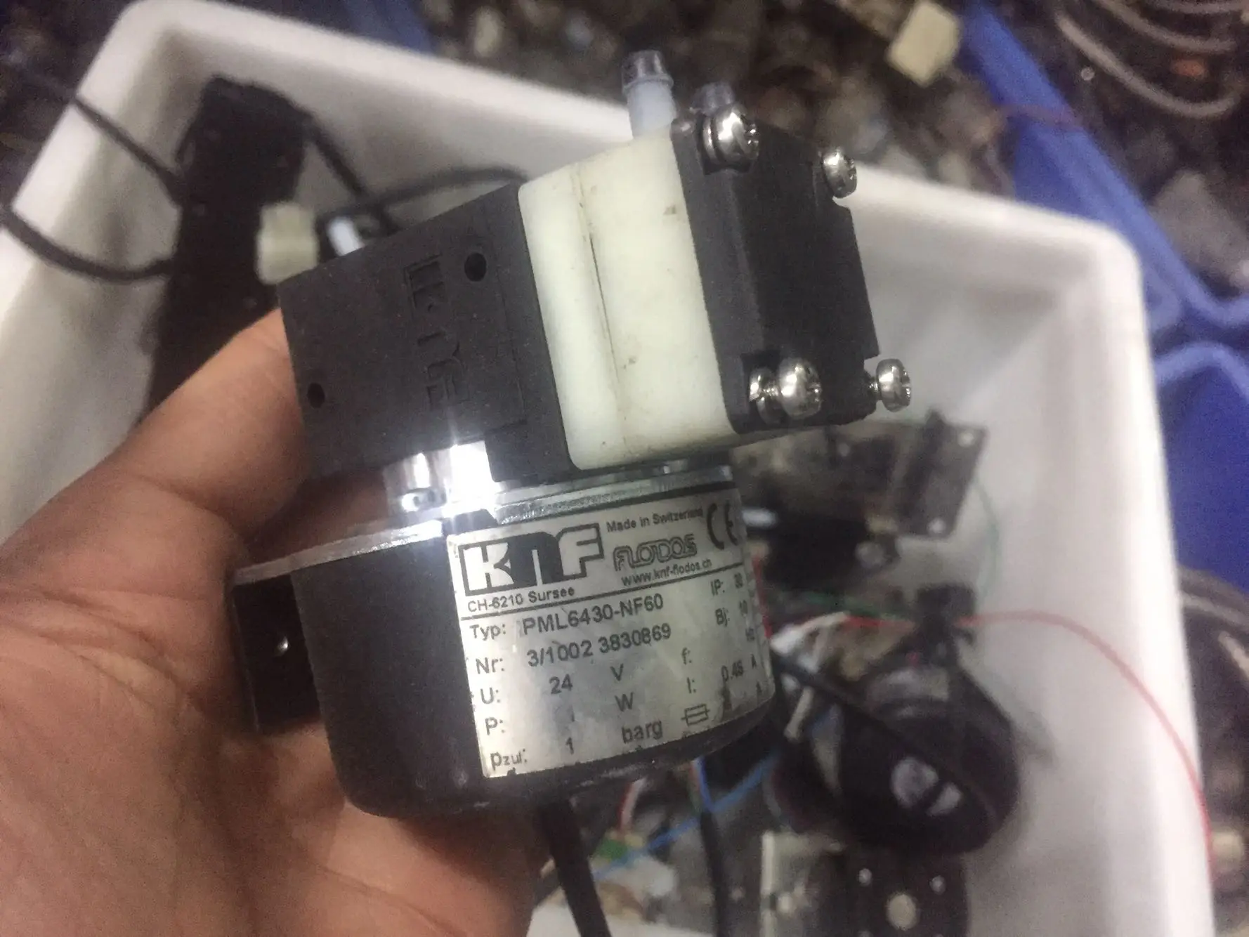 Для разборки импорта KNF PML430-NF60 используется жидкостный насос 24 в 11 Вт | Компьютеры