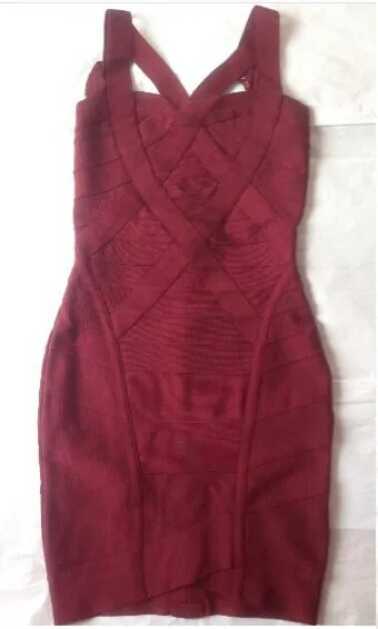 Женское трикотажное облегающее платье винно-красное с V-образным вырезом лето 2021