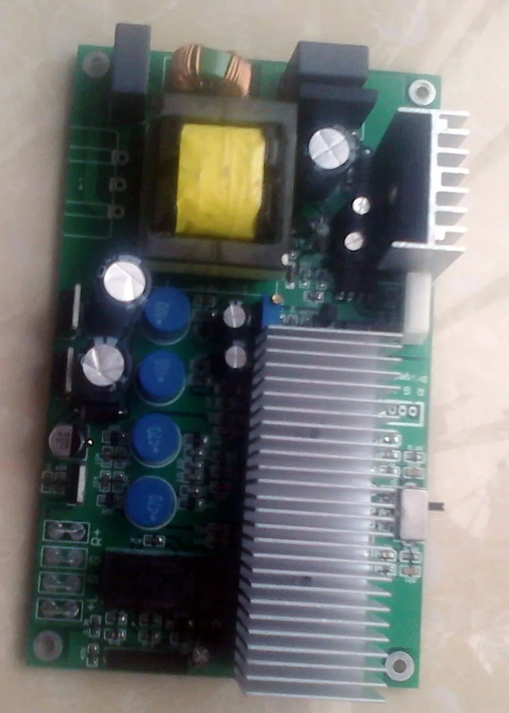 

TDA8920 digital power amplifier + on-board switching power supply, class D power amplifier, HIFI power amplifier