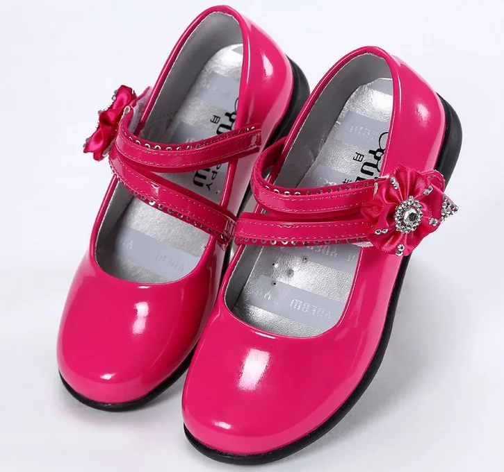 

2019 new Summer Girls Sandals Fashion Children Princess Dress Shoes PU Leather Female Child Flat Shoes (Little Kid/Big Kid)