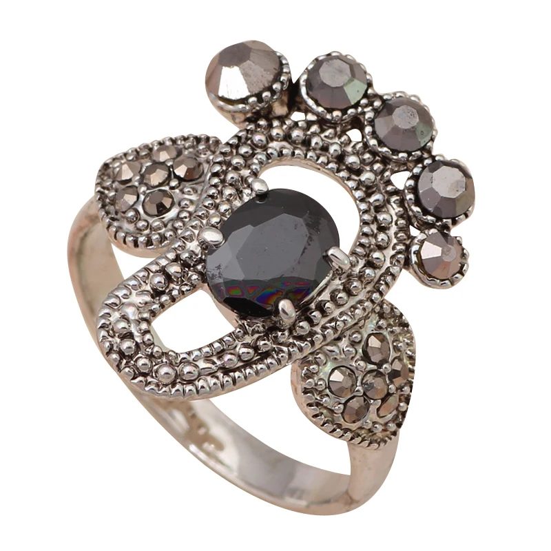 Потрясающие дизайнерские кольца серебряного цвета с черными кристаллами модные