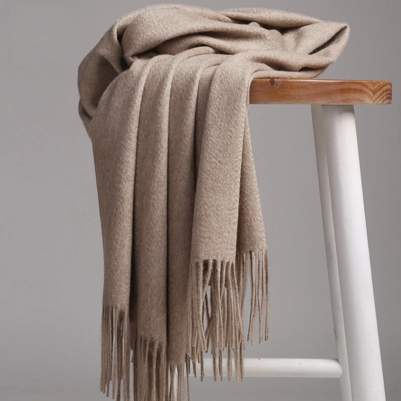

High Quality Women Fashion 2018 Brand Scarf Cashmere Women Shawl Retro Designer Scarves Winter Pashmina Shawls and Wraps