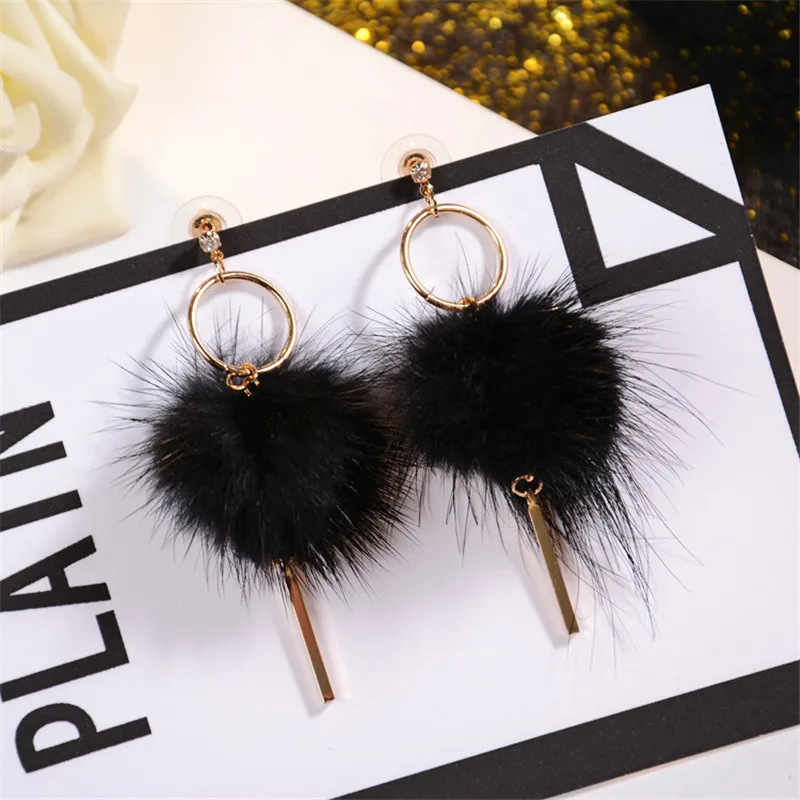 1 Пара Личность Ювелирные Изделия Норки Пом Англичане Мяч Серьги Шпильки Три