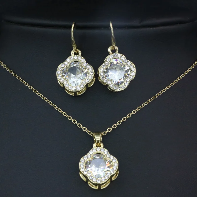 Новый золотой Цвет Ювелирные наборы для Для женщин Cube Кристалл полый кулон цепи