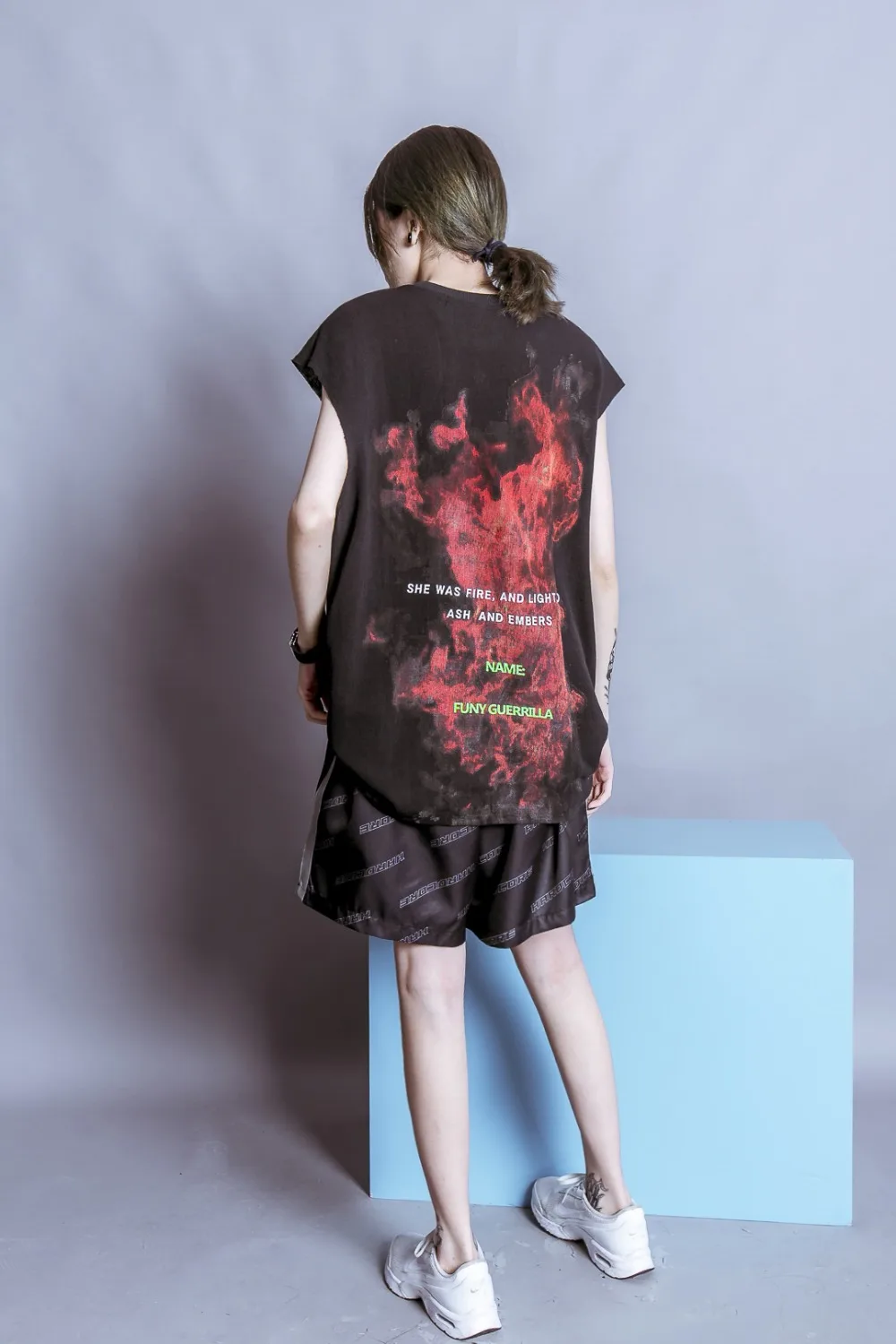 Оригинальный дизайн личность улица oversize за flames свободные BF хип хоп футболка без