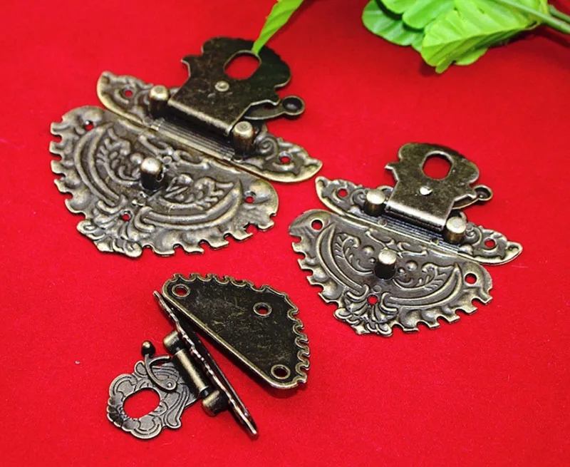 

40Pcs Antique wooden wine box hasp lock buckle alloy drawer hinge decorative buckle safety clasp buckle KF571