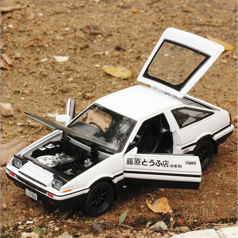 Модель литая автомобиля AE86 1:32 из сплава Игрушечная модель с подсветкой со звуком