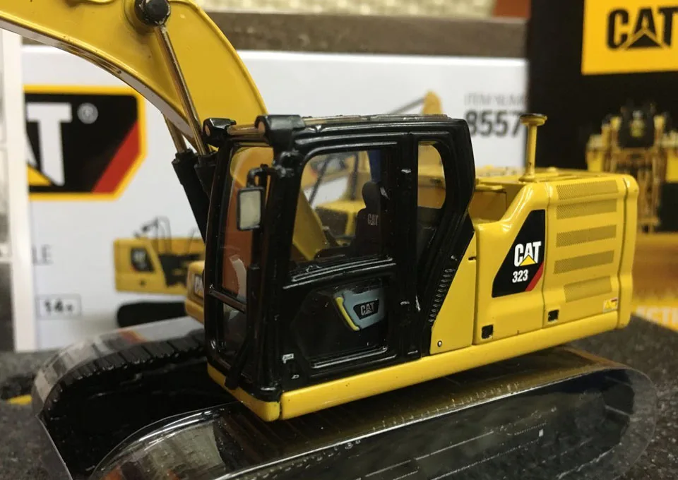 Caterpillar Cat 323 гидравлический экскаватор следующего поколения 1/50 масштаб